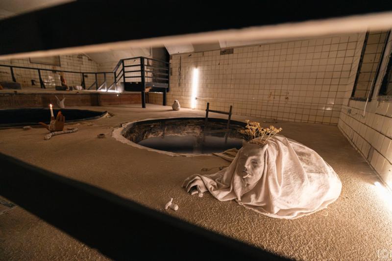 Velni manās plaukstās